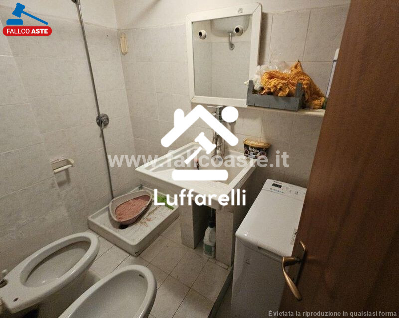Immagine di APPARTAMENTO VIA DI TORRE MORENA – ROMA