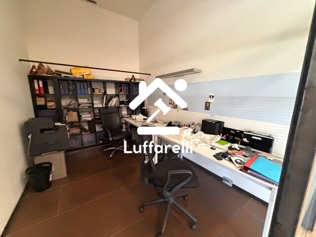 Mobili E Arredo Per Ufficio — foto 3