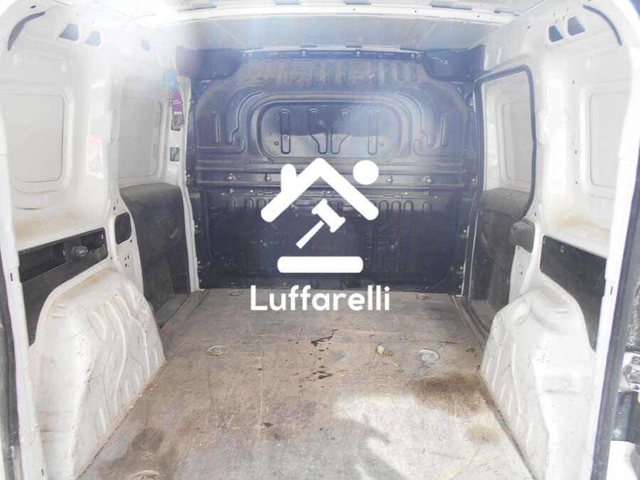 Automezzi Commerciali — foto 5