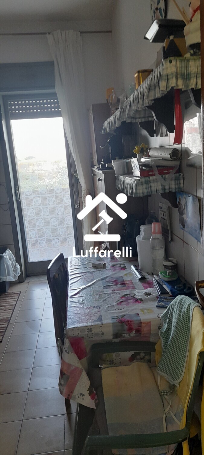 Mobili Da Casa E Varie — foto 6