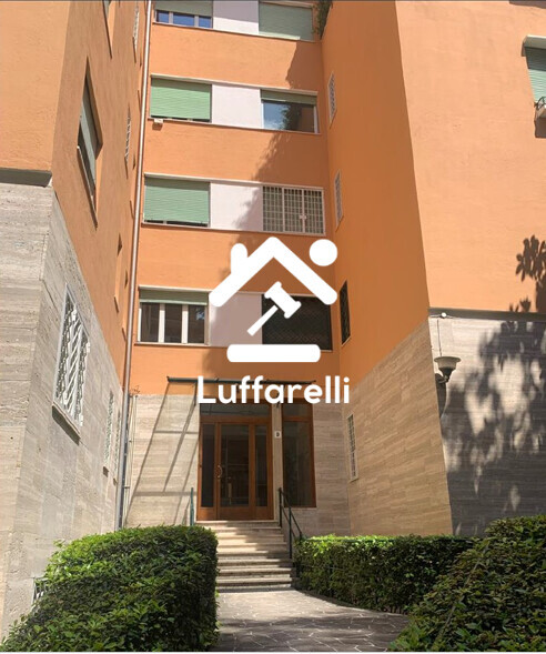 Immagine di APPARTAMENTO VIA MAJOLI – ROMA