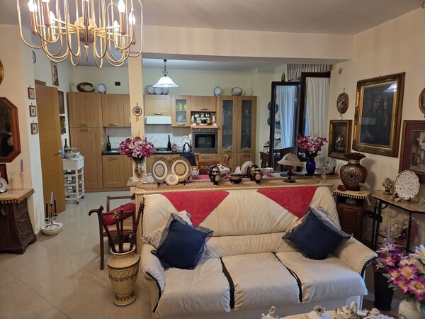 APPARTAMENTO VIA GIORGIO PERLASCA - BELLONA — foto 8