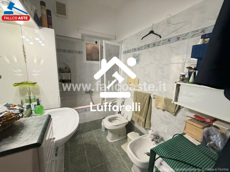 Immagine di APPARTAMENTO VIA CAPO PALINURO – ROMA