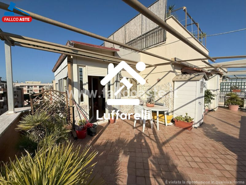 Immagine di APPARTAMENTO VIA CAPO PALINURO – ROMA