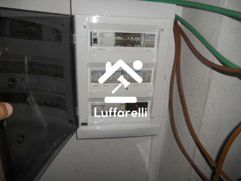 Immagine di NEGOZIO O LOCALE COMMERCIALE VIA ORAZIO 51 – POMEZIA