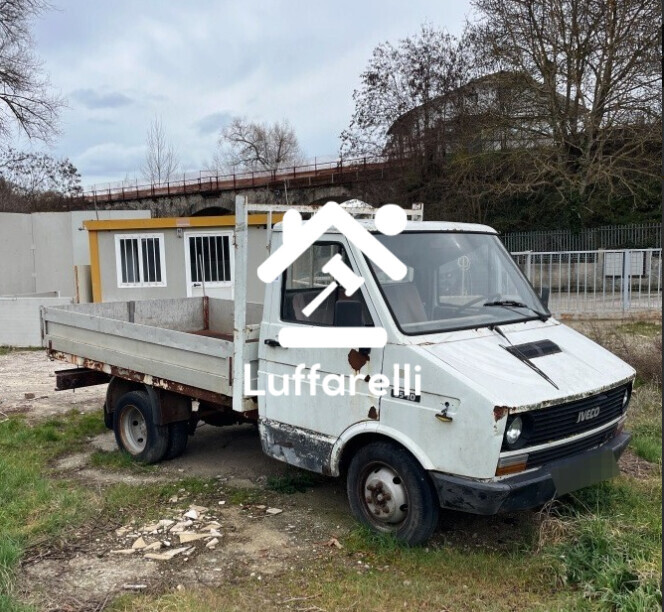 Automezzi Commerciali — foto 2