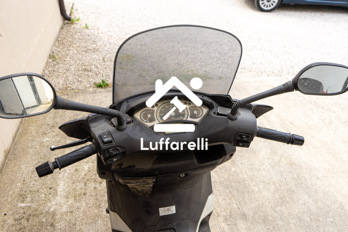 Motoveicolo O Ciclomotore — foto 3