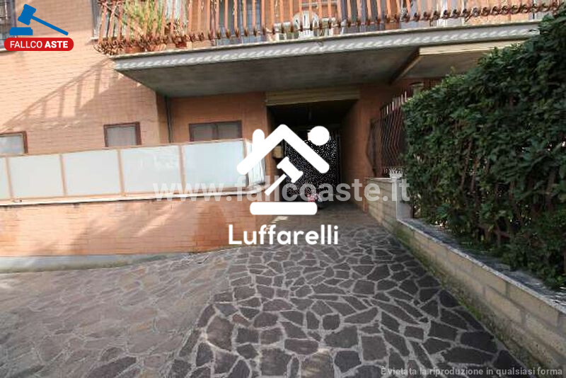 Immagine di APPARTAMENTO VIA BOMPIETRO – ROMA