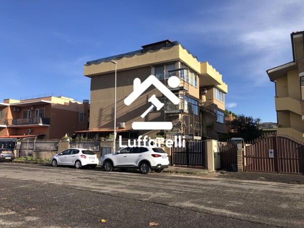 APPARTAMENTO VIA GABRIELE D'ANNUNZIO - LADISPOLI — foto 2