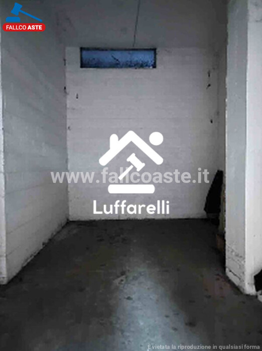 Immagine di NEGOZIO O LOCALE COMMERCIALE VIALE ITALO CALVINO – ROMA