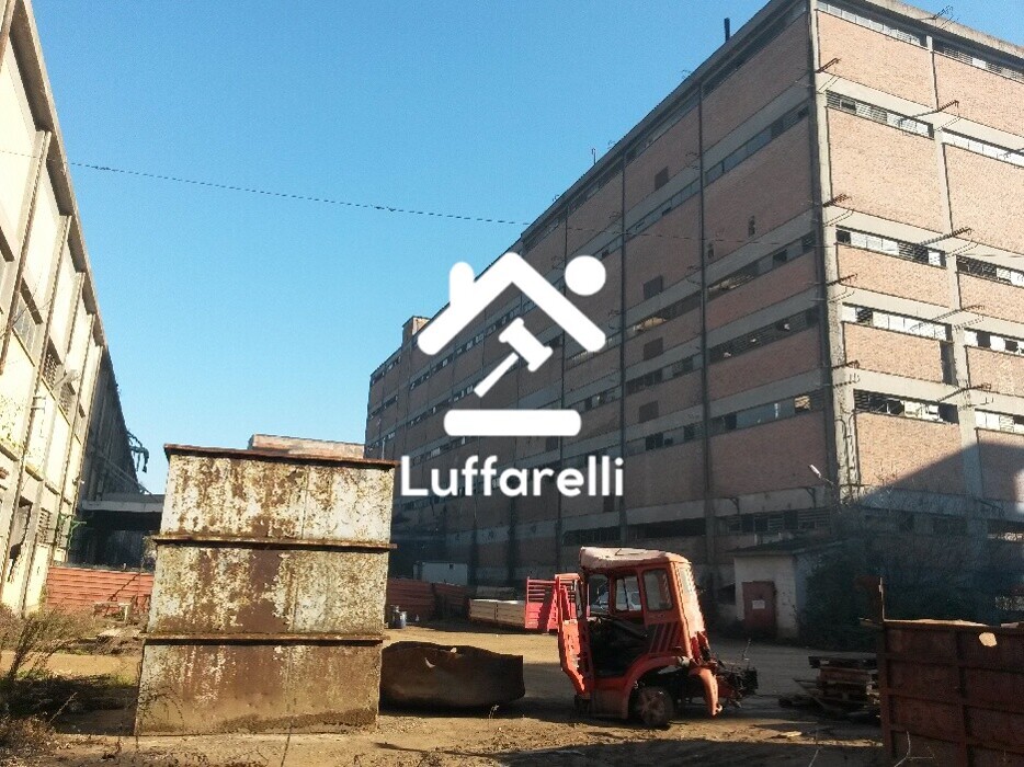 Immagine di CAPANNONE / IMMOBILI INDUSTRIALI LOCALITÀ CASTELLACCIO – VIA CASILINA KM. 57.500 – PALIANO