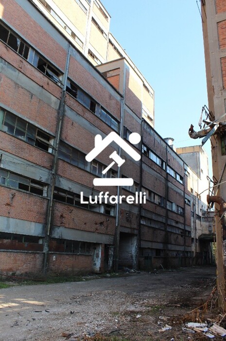 Immagine di CAPANNONE / IMMOBILI INDUSTRIALI LOCALITÀ CASTELLACCIO – VIA CASILINA KM. 57.500 – PALIANO
