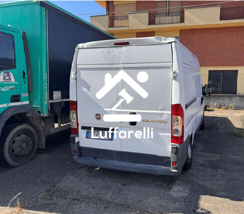 Automezzi Commerciali — foto 2