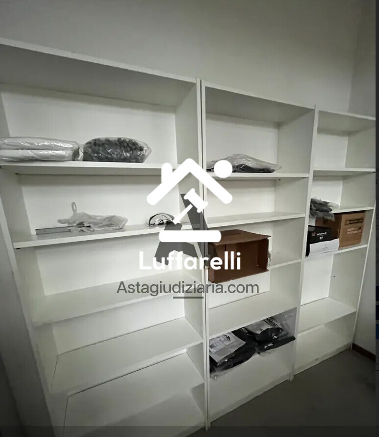 Attrezzature Ed Utensili — foto 4