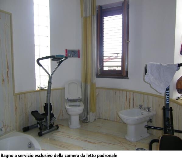 APPARTAMENTO VIA PIETRO NENNI - LUSCIANO — foto 4