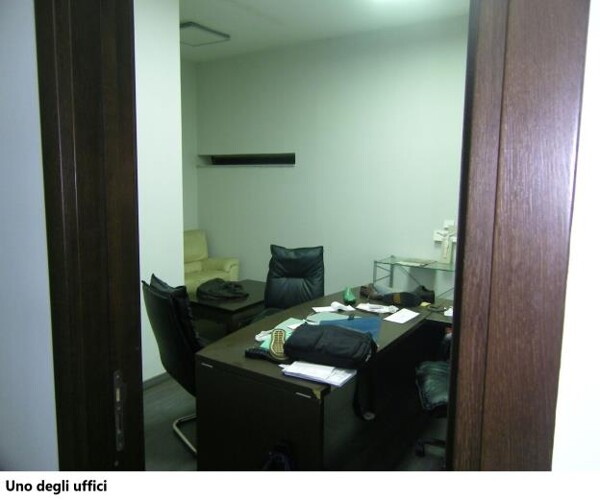 DEPOSITO / MAGAZZINO VIA PIETRO NENNI - LUSCIANO — foto 4