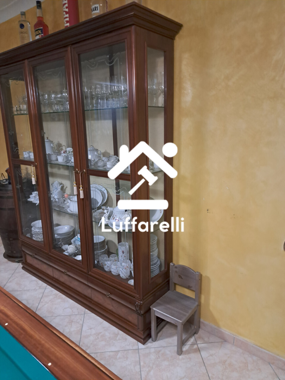 Mobili E Arredo Per Ufficio — foto 2