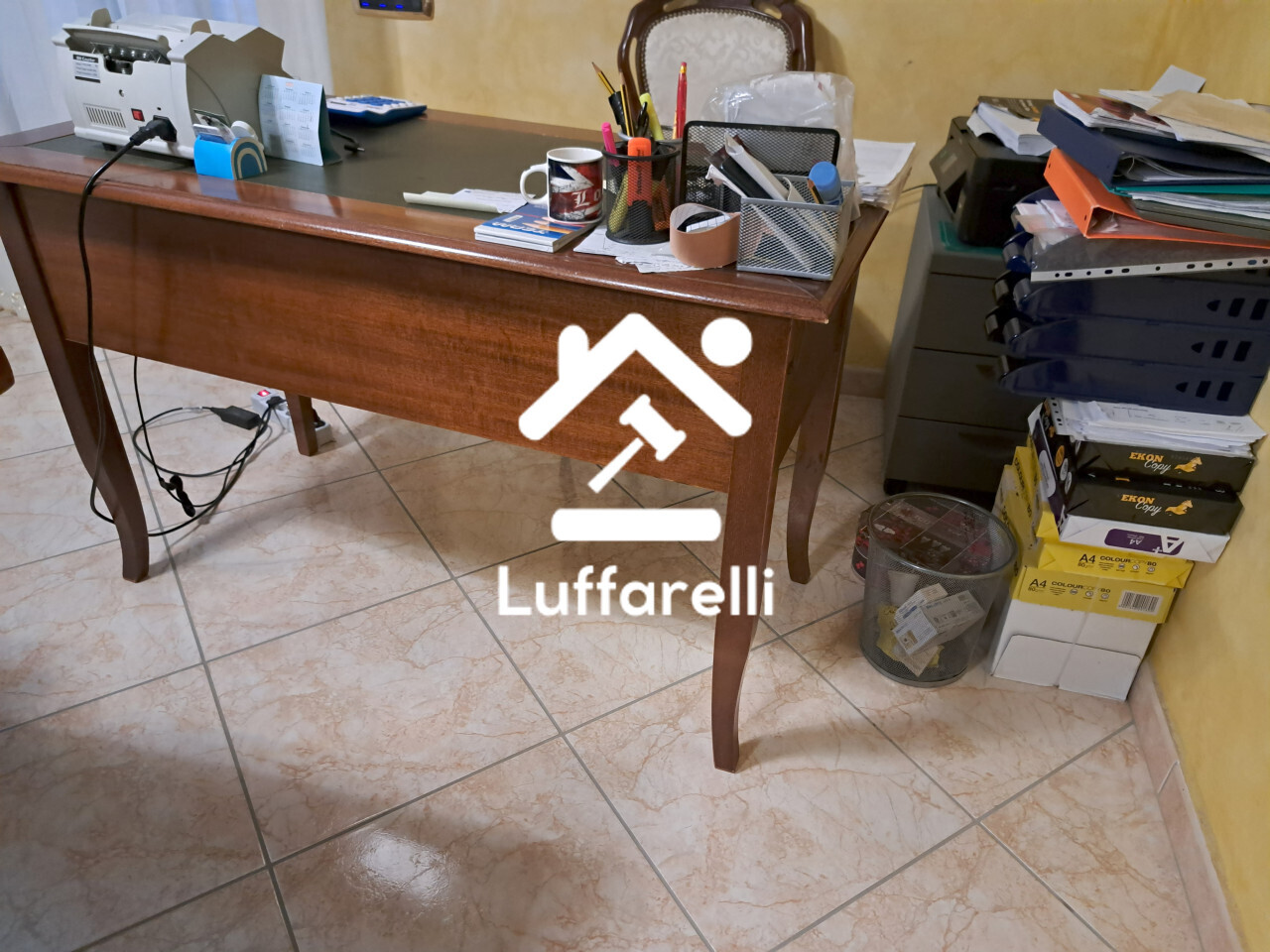 Mobili E Arredo Per Ufficio — foto 3