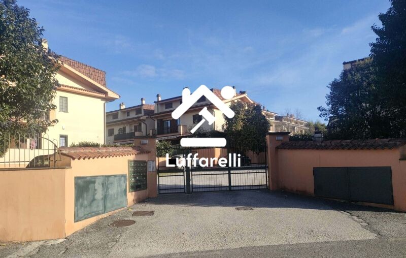 Immagine di APPARTAMENTO VIA COLLE CAGIOLI – LARIANO