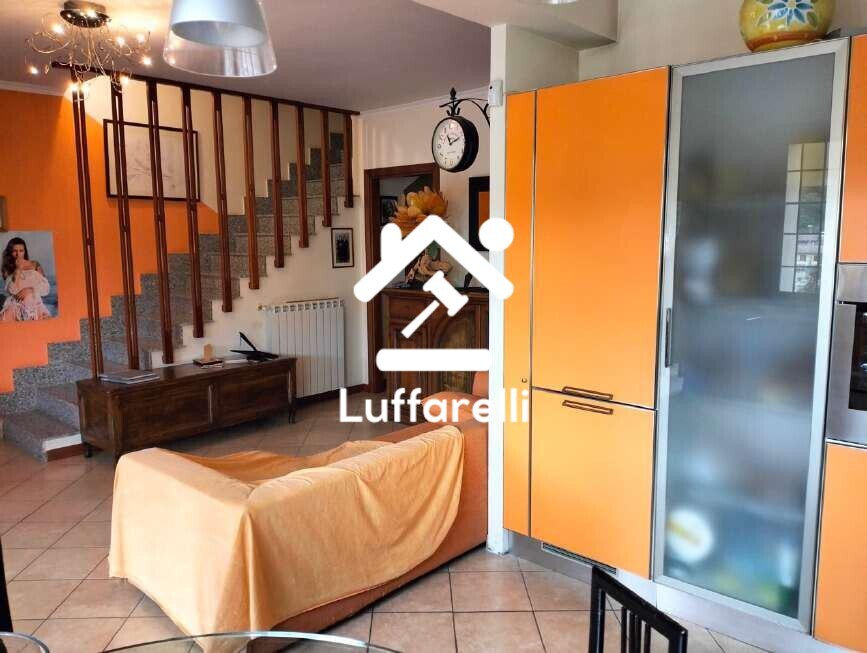 Immagine di CASA / VILLA VIA AUSTIS – FIUMICINO