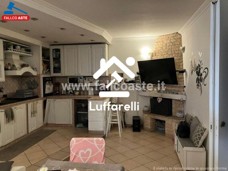 Immagine di APPARTAMENTO VIA ROCCABRUNA – ROMA