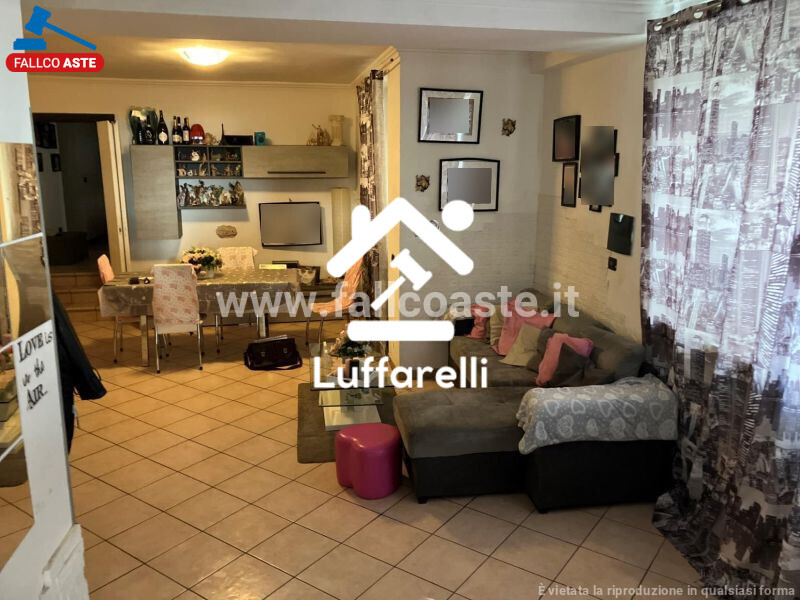 Immagine di APPARTAMENTO VIA ROCCABRUNA – ROMA