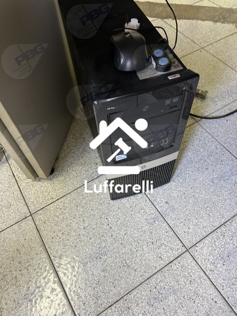 Arredi Da Ufficio E Varie — foto 3