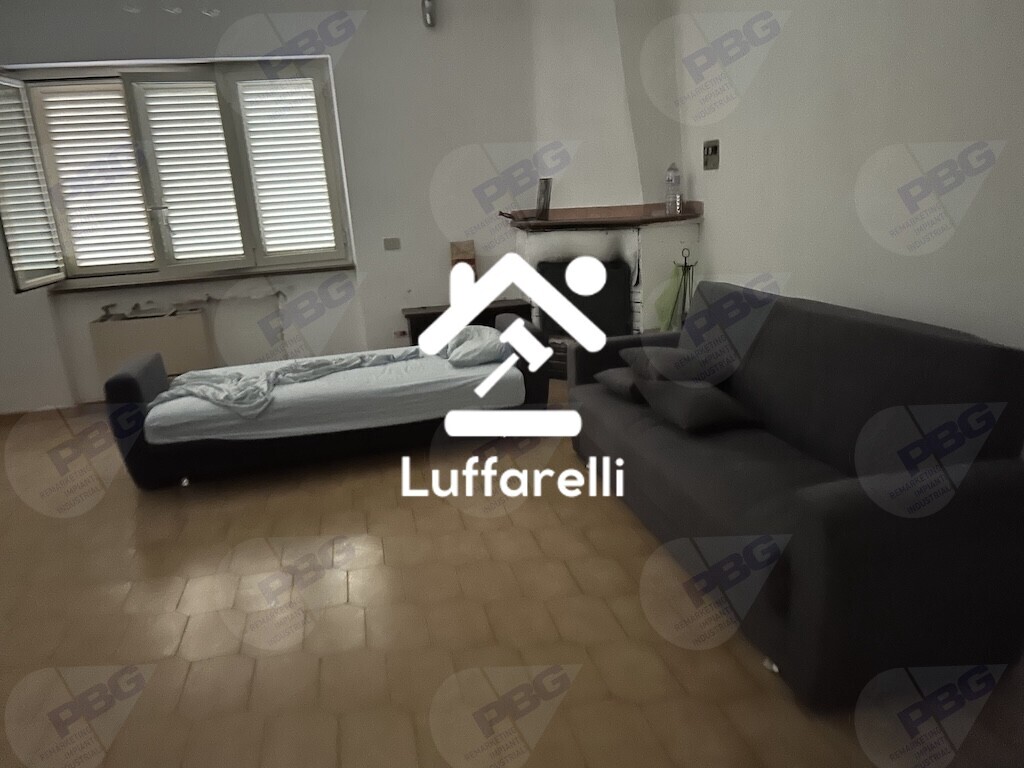 Mobili E Arredo Per Ufficio — foto 3