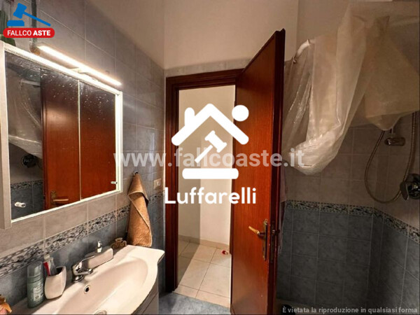 APPARTAMENTO VIA ANTONIO LABRANCA - ROMA — foto 8