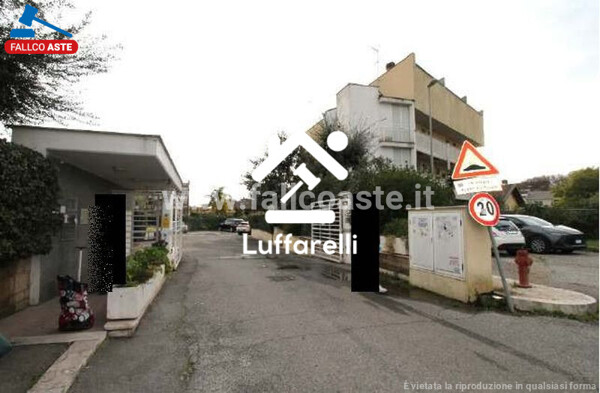 APPARTAMENTO VIA SALORNO - ROMA — foto 2
