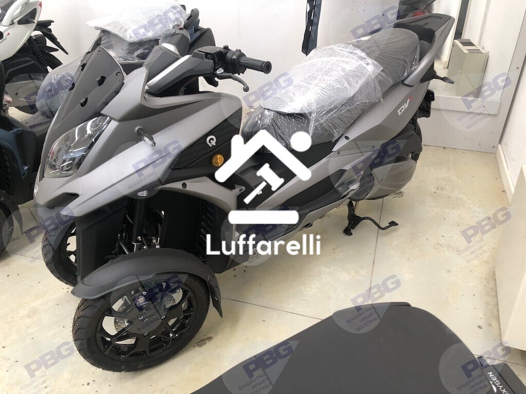 Motoveicolo O Ciclomotore — foto 2