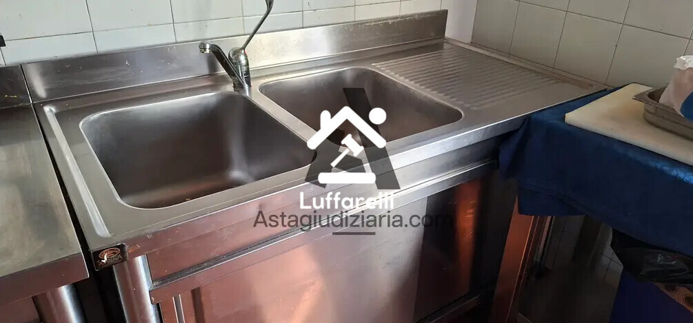 Arredi Da Ufficio E Varie — foto 5