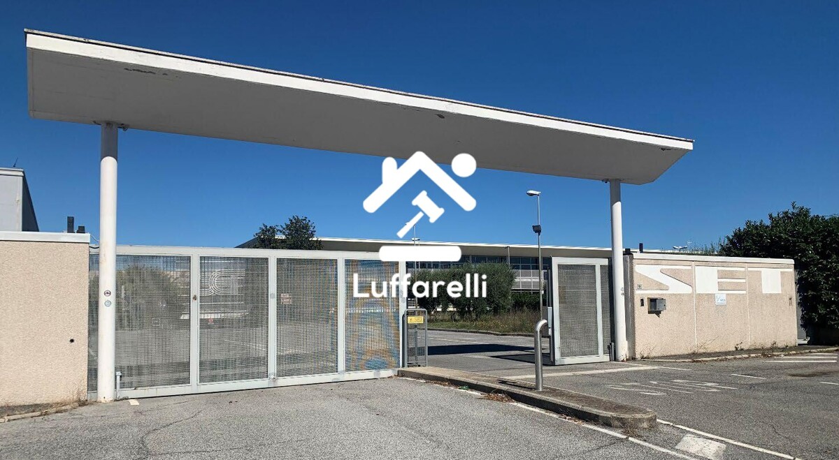 Immagine di CAPANNONE / IMMOBILI INDUSTRIALI VIA DELL’AGRICOLTURA – FIANO ROMANO
