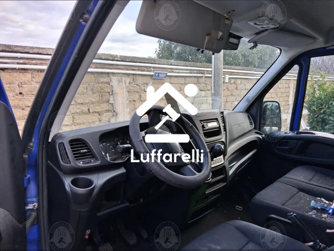 Automezzi Commerciali — foto 4