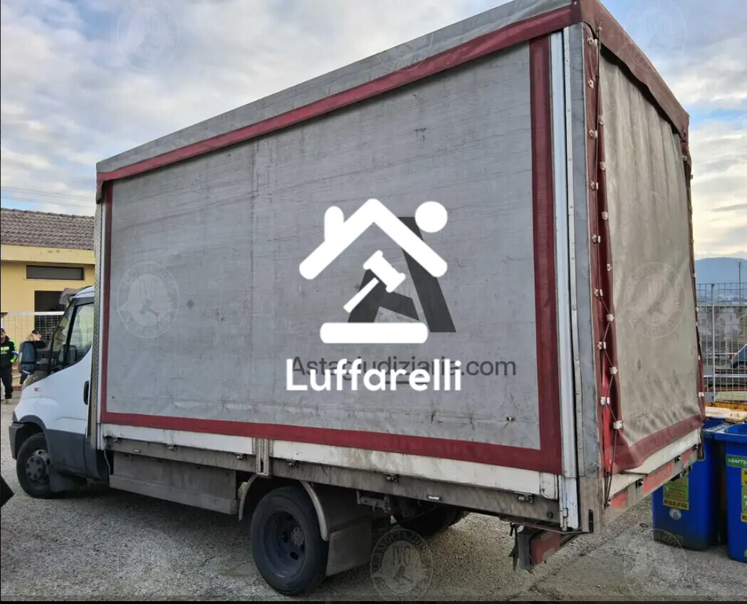Automezzi Commerciali — foto 2
