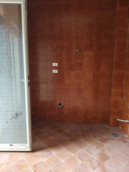 APPARTAMENTO VIA S. RAZZINO - MONDRAGONE — foto 6