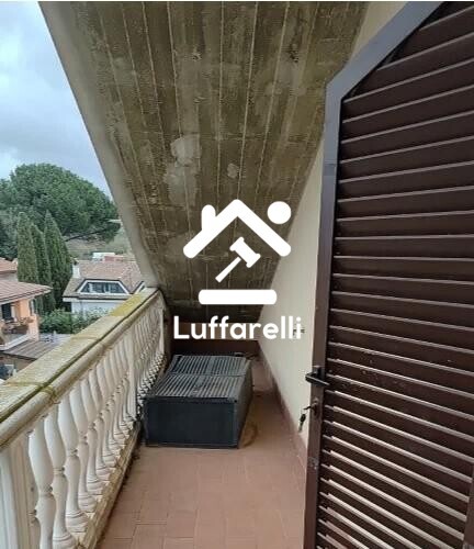 Immagine di NEGOZIO O LOCALE COMMERCIALE VIA DELL’ACQUA ACETOSA – FRASCATI
