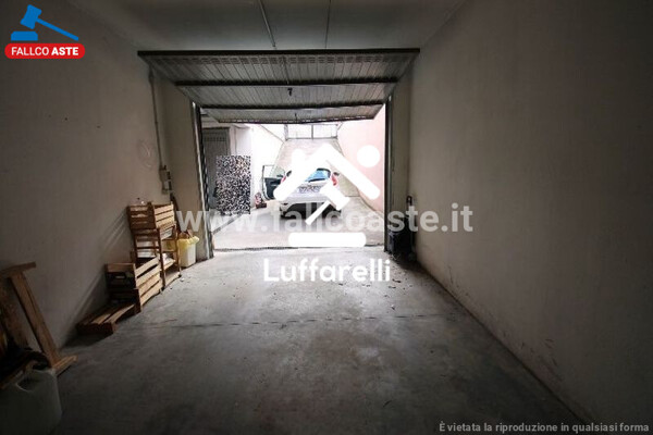 GARAGE / POSTO AUTO VIA CASTEL MOLA - ROMA — foto 8