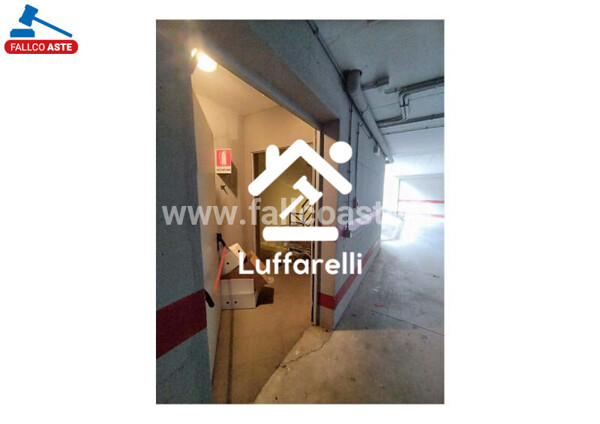 GARAGE / POSTO AUTO VIA DI BRAVETTA - ROMA — foto 6