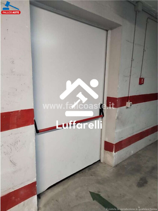 Immagine di GARAGE / POSTO AUTO VIA DI BRAVETTA – ROMA