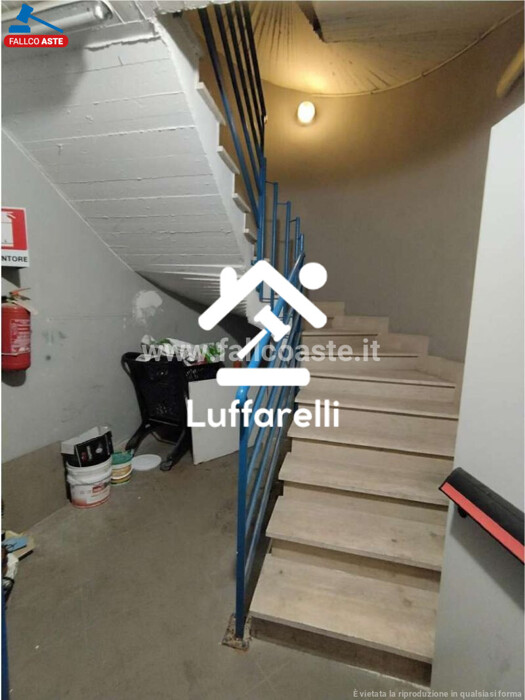 Immagine di GARAGE / POSTO AUTO VIA DI BRAVETTA N. 584 – ROMA