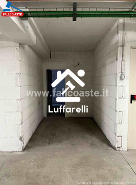 DEPOSITO / MAGAZZINO VIALE ITALO CALVINO - ROMA — foto 2
