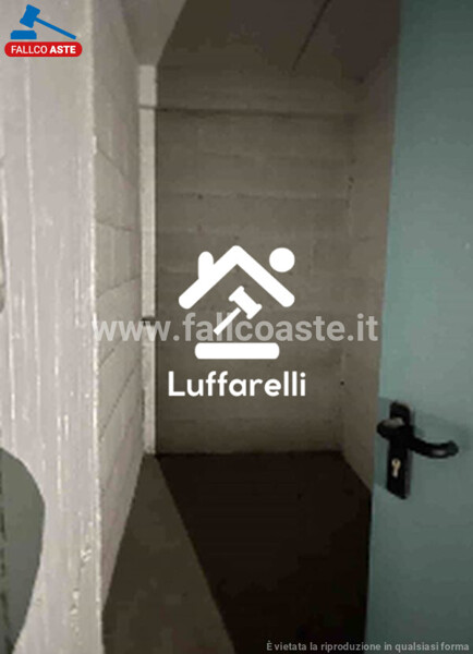 DEPOSITO / MAGAZZINO VIALE ITALO CALVINO - ROMA — foto 2