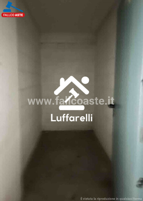 Immagine di DEPOSITO / MAGAZZINO VIALE ITALO CALVINO – ROMA