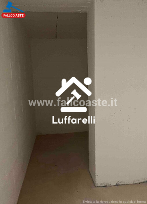 Immagine di DEPOSITO / MAGAZZINO VIALE ITALO CALVINO – ROMA