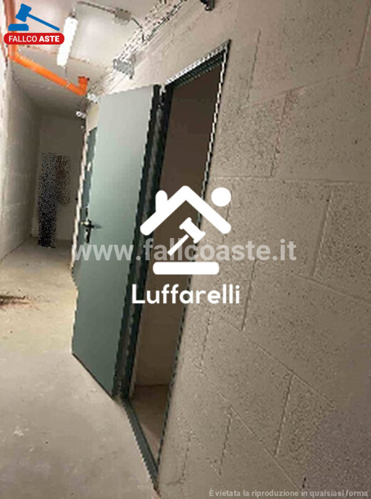 Immagine di DEPOSITO / MAGAZZINO VIALE ITALO CALVINO – ROMA