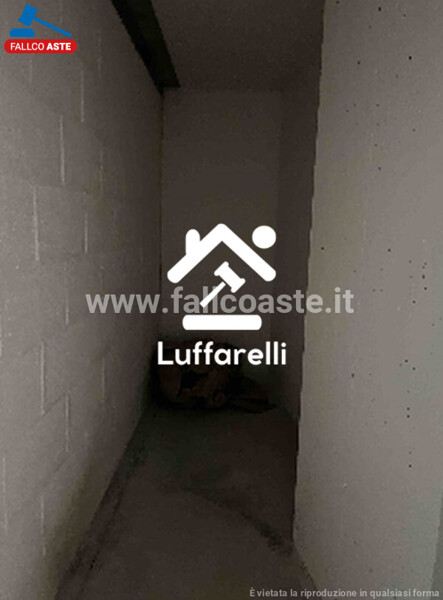 DEPOSITO / MAGAZZINO VIALE ITALO CALVINO - ROMA — foto 2