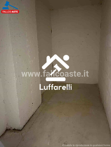 DEPOSITO / MAGAZZINO VIALE ITALO CALVINO - ROMA — foto 2