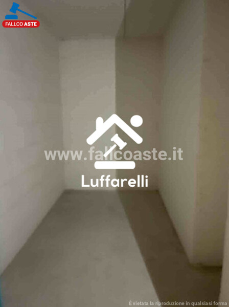 DEPOSITO / MAGAZZINO VIALE ITALO CALVINO - ROMA — foto 2