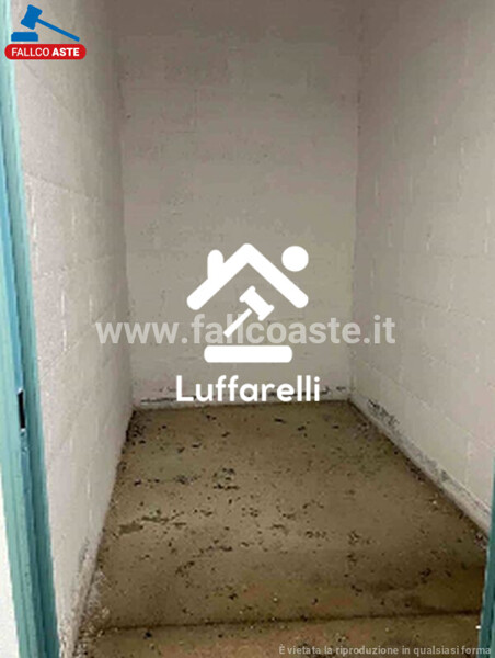 DEPOSITO / MAGAZZINO VIALE ITALO CALVINO - ROMA — foto 2